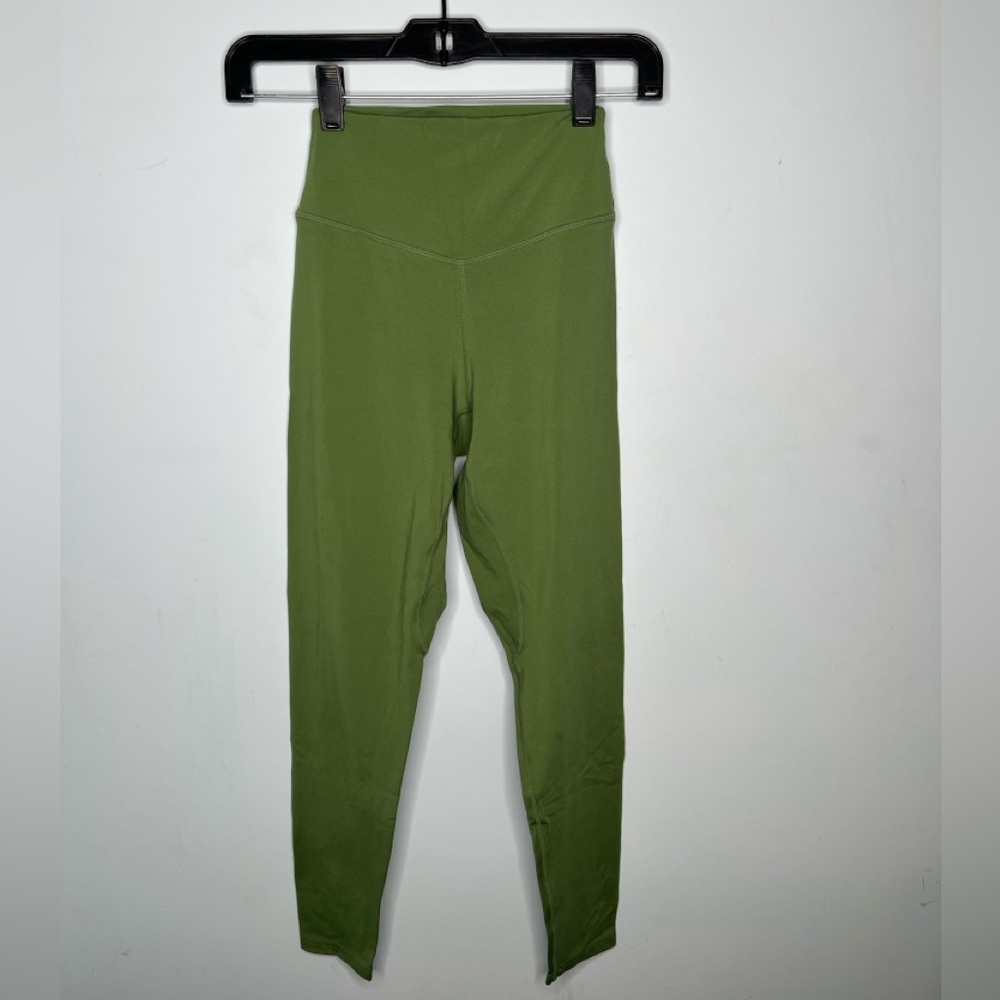 Balance Athletica (now known as Vitality) OG leggings